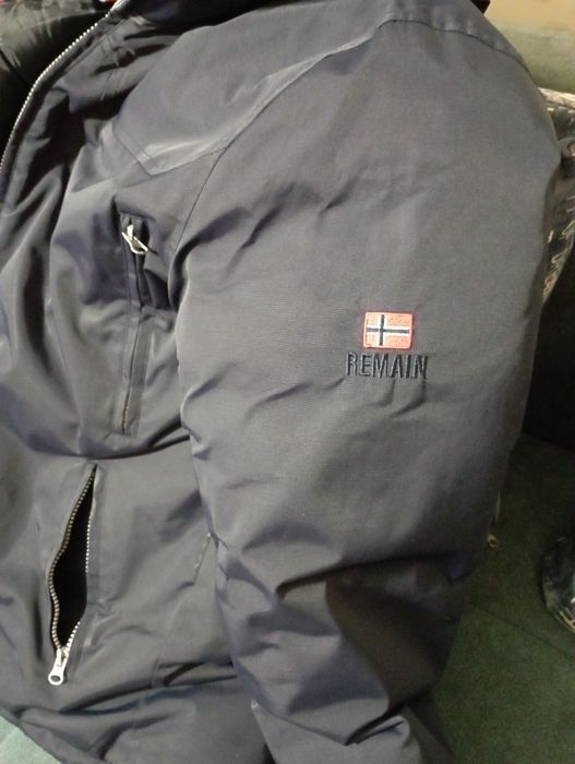 Продам пуховик мужской