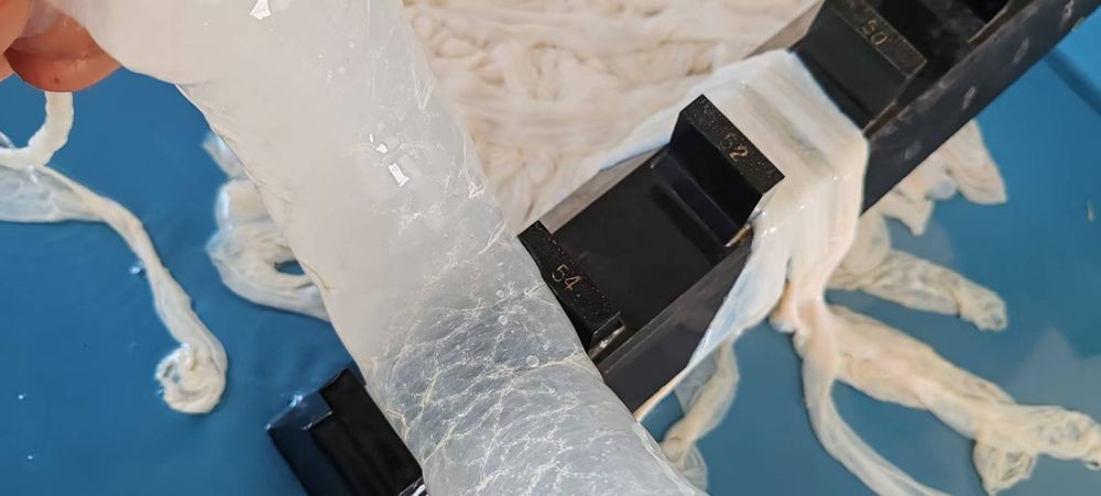 Черева свиная, баранья, синюга пластифицированная.