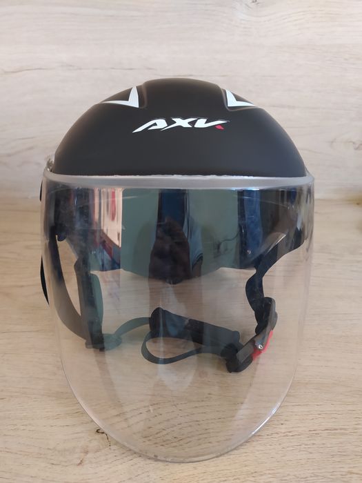 Каска для скутера