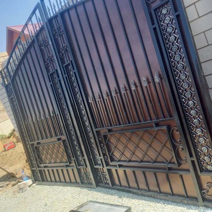 Заборы ворота перила мангалы