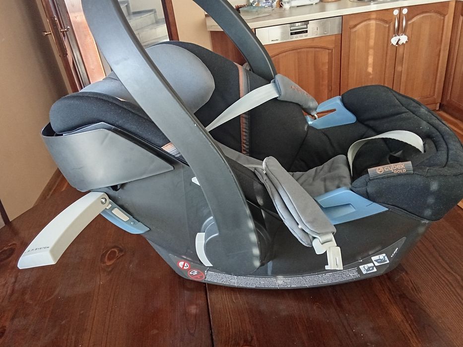 Столче cybex aton 5