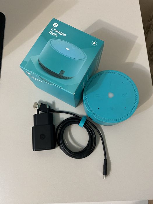 Яндекс Станция Алиса Лайт зеленый