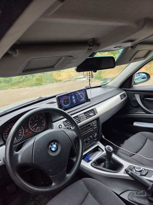 BMW E90 2.0 Benzină