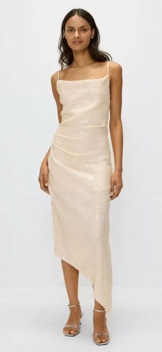 Рокля RESERVED пайети