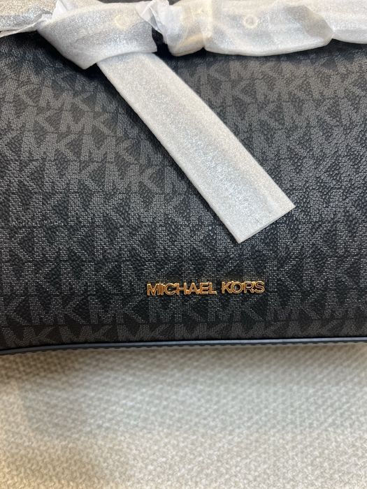 Продам новую сумку от Michael Kors.