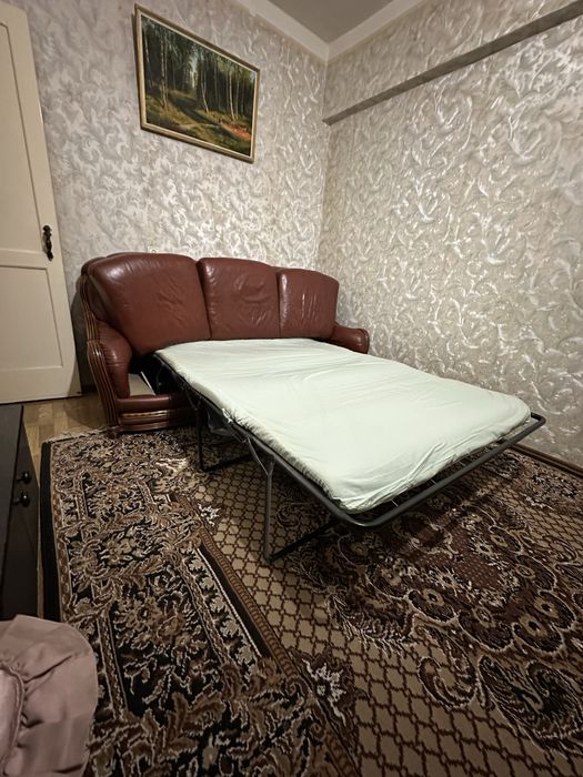 Продается американская кожанная мебель.