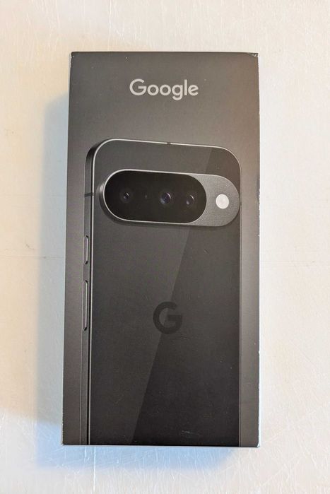 Google Pixel 10, нов, с кейс и протектор