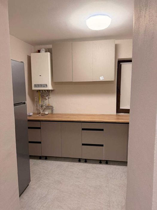 Apartament cu 3 cam pe centru in Cisnadie- Renovat