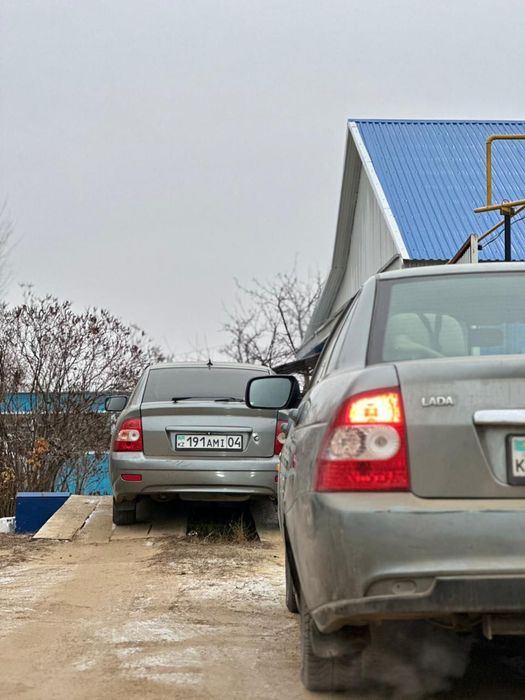 Машина приора 1 сатылады