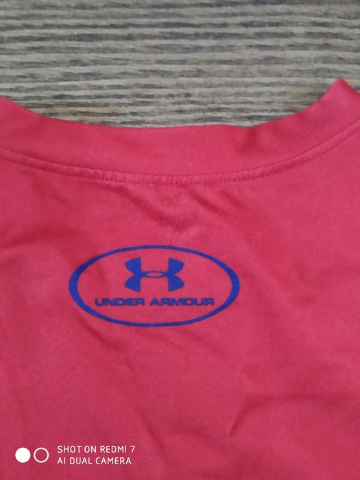 Блузи NIKE, UNDER ARMOUR  цена 20 лв