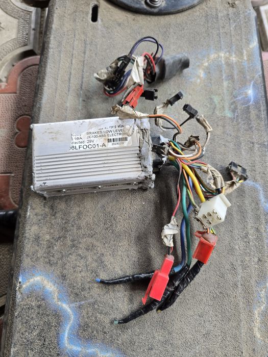 Запчасти электросамоката