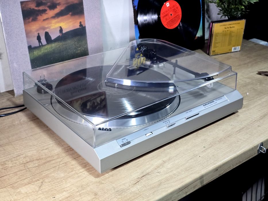 Pick-up GRUNDIG PS-2500, full automatic, stroboscop, pitch  control,