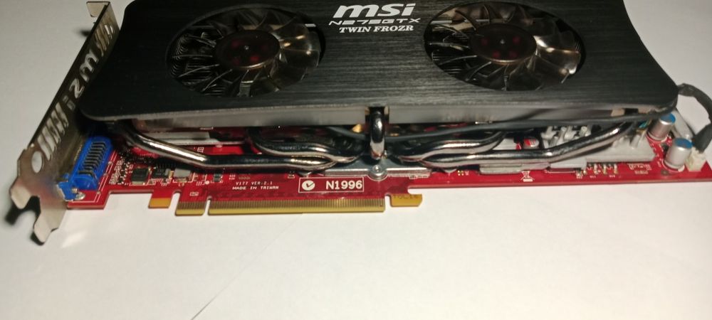 Продам видеокарты