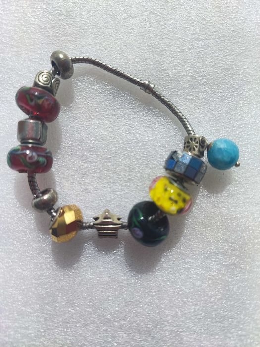 Colier, gablonțuri, brățări, accesorii
