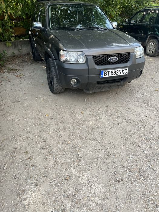 Запазен  Форд Маверик 3000  V6