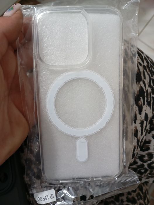 VIND 2 huse IPHONE 15PRO noi