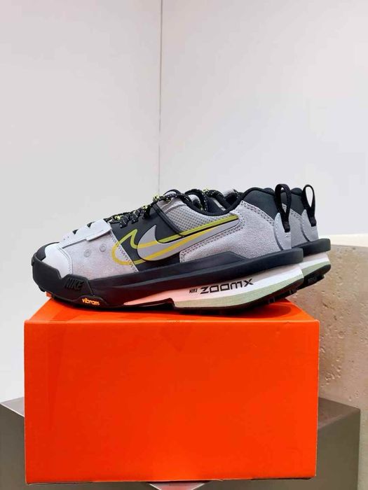 Нови мъжки маратонки Nike sacai x Zegamadome Matte Silver Tour Yellow