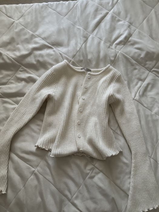 Б у вещи от 2000 до 5000 тыс тг