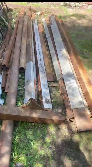 Продам решетки, балки,дверь б/у