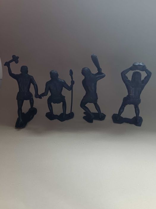 jucarie din plastic, Soldatei vechi Rusești epoca de piatra, Lot figurine de colectie din perioada comunista RSR