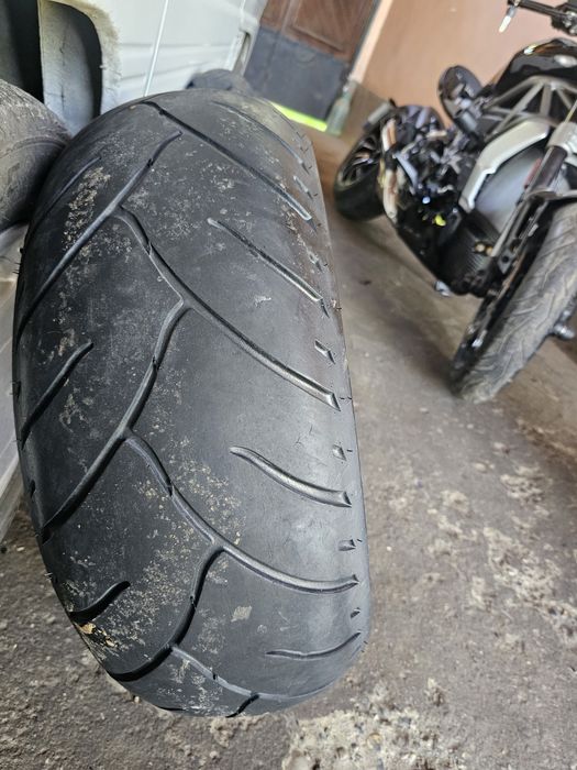 Покрышки от harley davidson 240/40R18 120/70R19
Передний 120/70