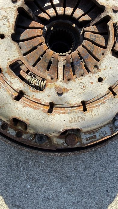 BMW F30LCI маховик със съединител B47