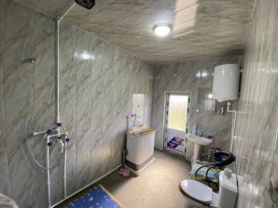 Uy sotiladi maydoni 15 stiq