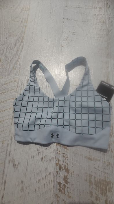 Under Armour нови оригинални спортни сутиен ХС