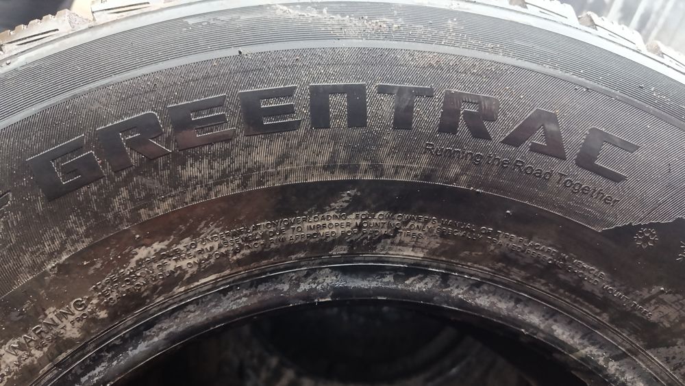 Зимние шины 235/75/15 Greentrac