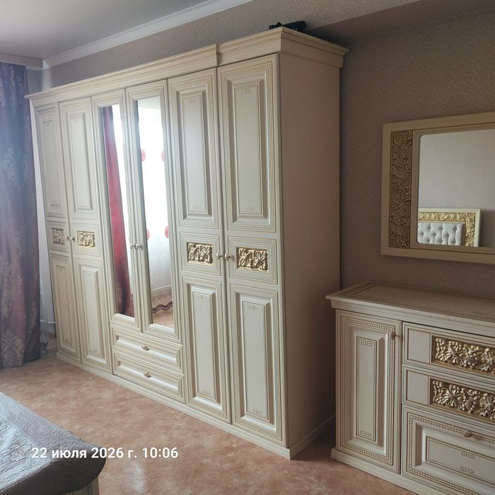 Спальный гарнитур