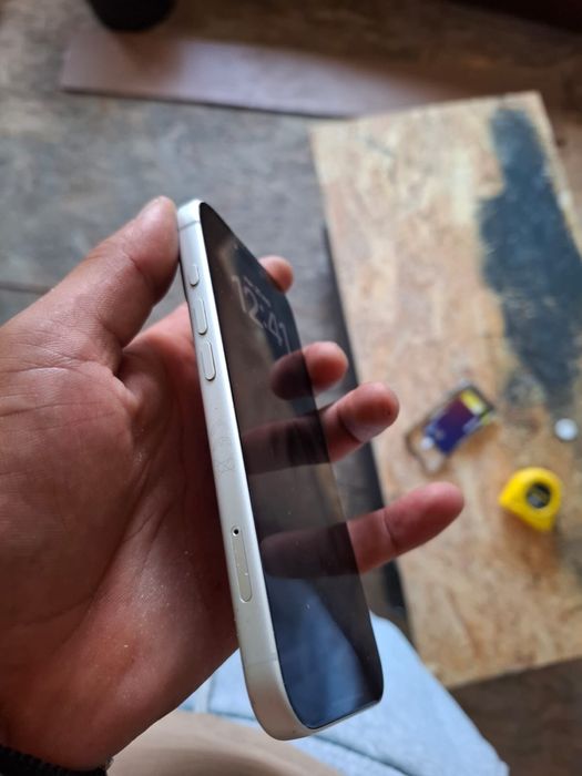 Vand iphone 17 pro silver