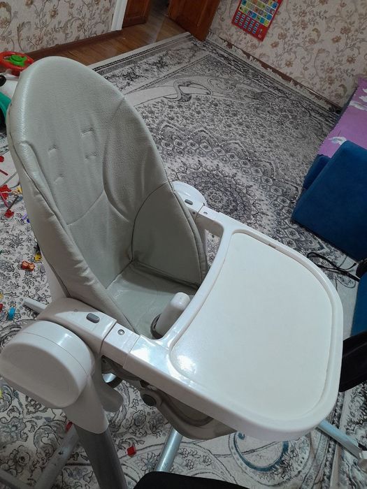 Детский стул для кормления