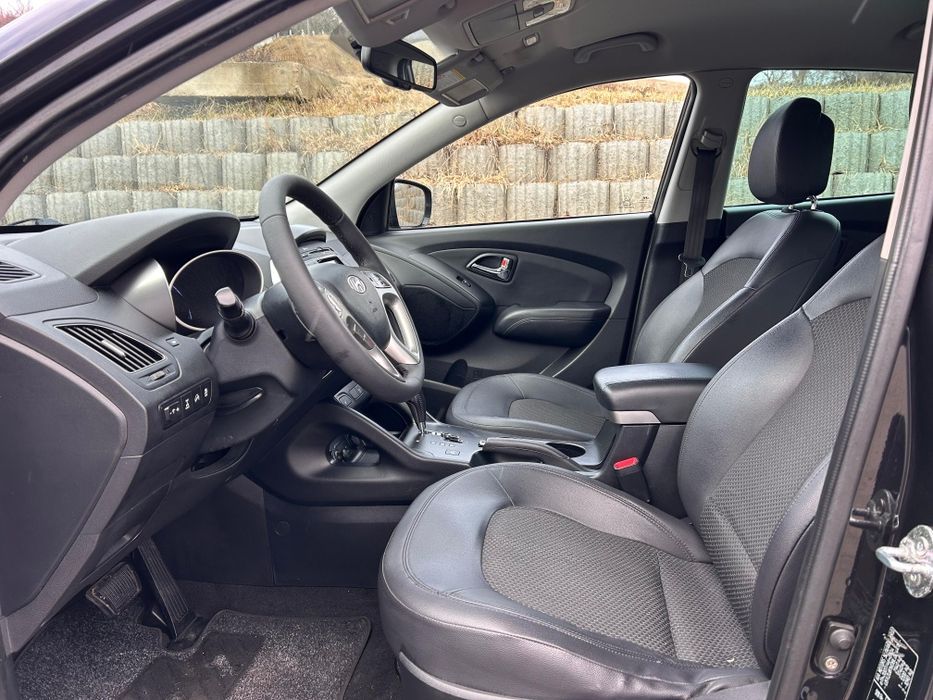 Vând Hyundai ix 35 cu 184 cp.