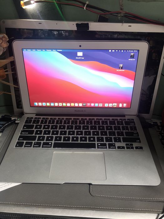 Продам MacBook Air 11 mid 13