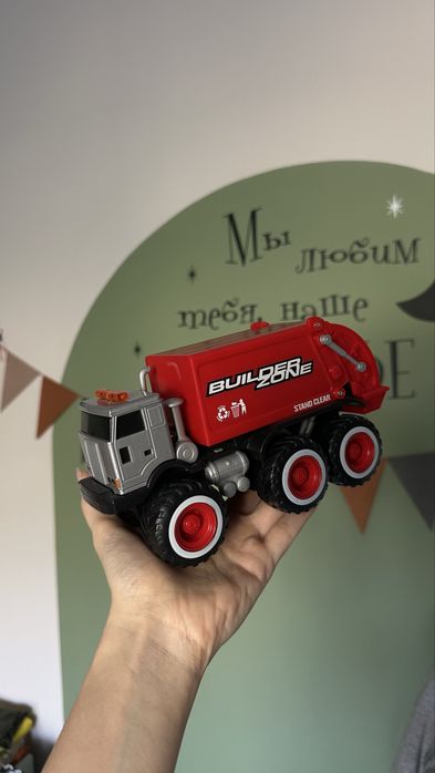 Ирушки, машинки. Классные дорогие игрушки, всё рабочее