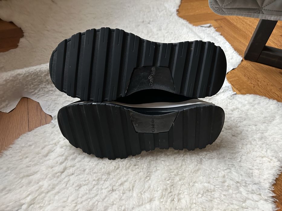 Маратонки calvin klein 37 номер