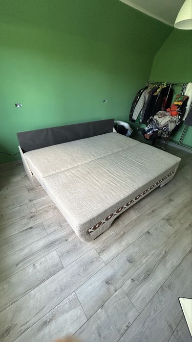 Canapea extensibila noua