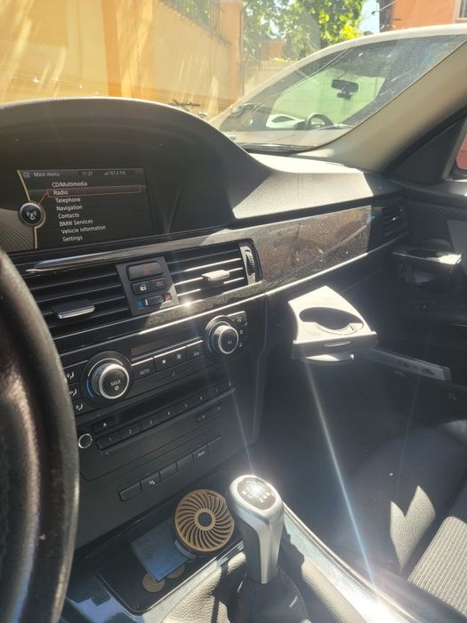 BMW 3 Series 2010 — imagine 4