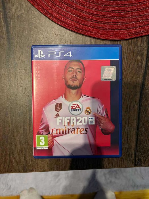 „PS4 Pro 1TB + 9 игри (Mafia Trilogy, FIFA, Diablo) – 400 лв“