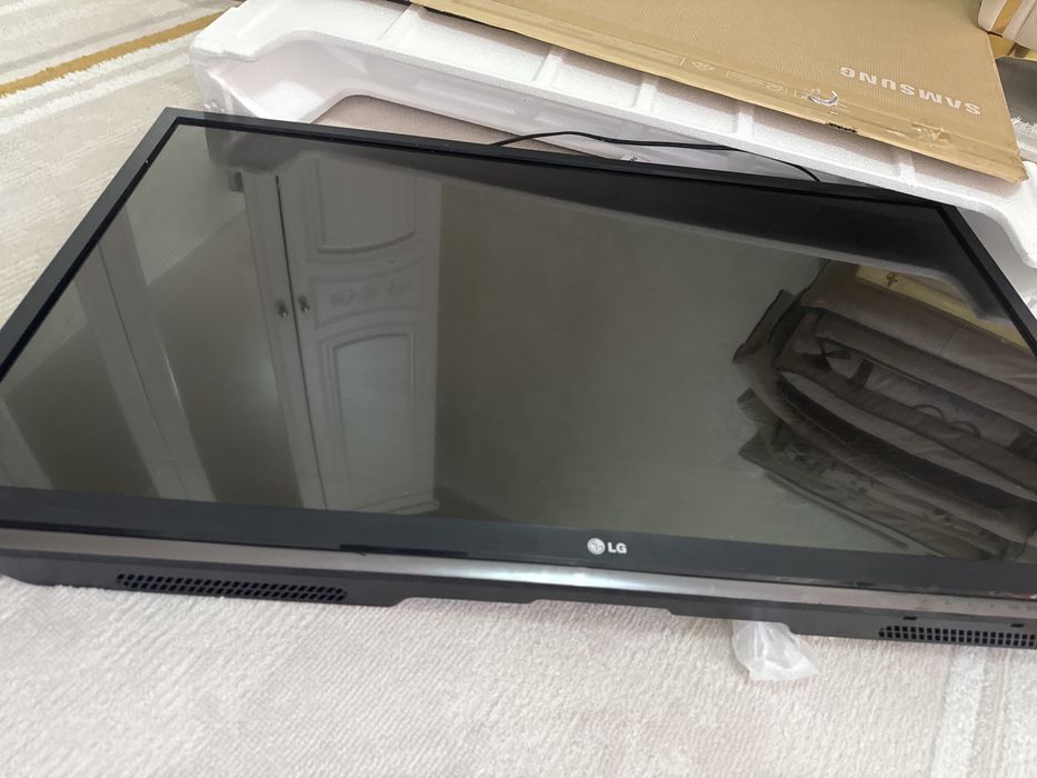 LG tv  срочно продаетсья