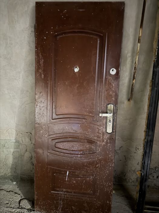 Сыртқы есік сатылады