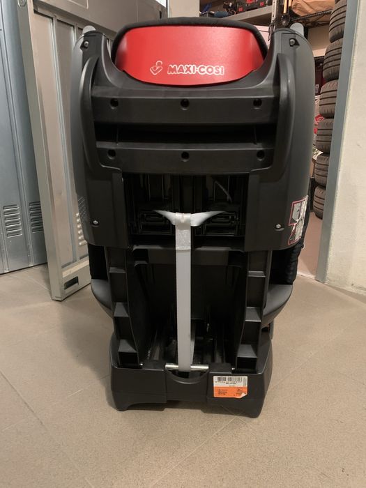 Vand scaun auto copii Maxi Cosi 9-18 kg centura (fara isofix)