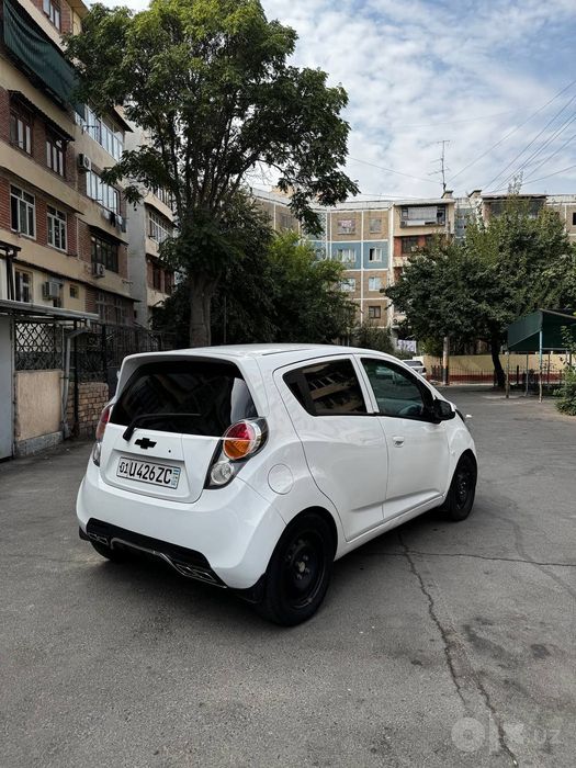 Chevrolet Spark metan 2015  bor rangi oq
