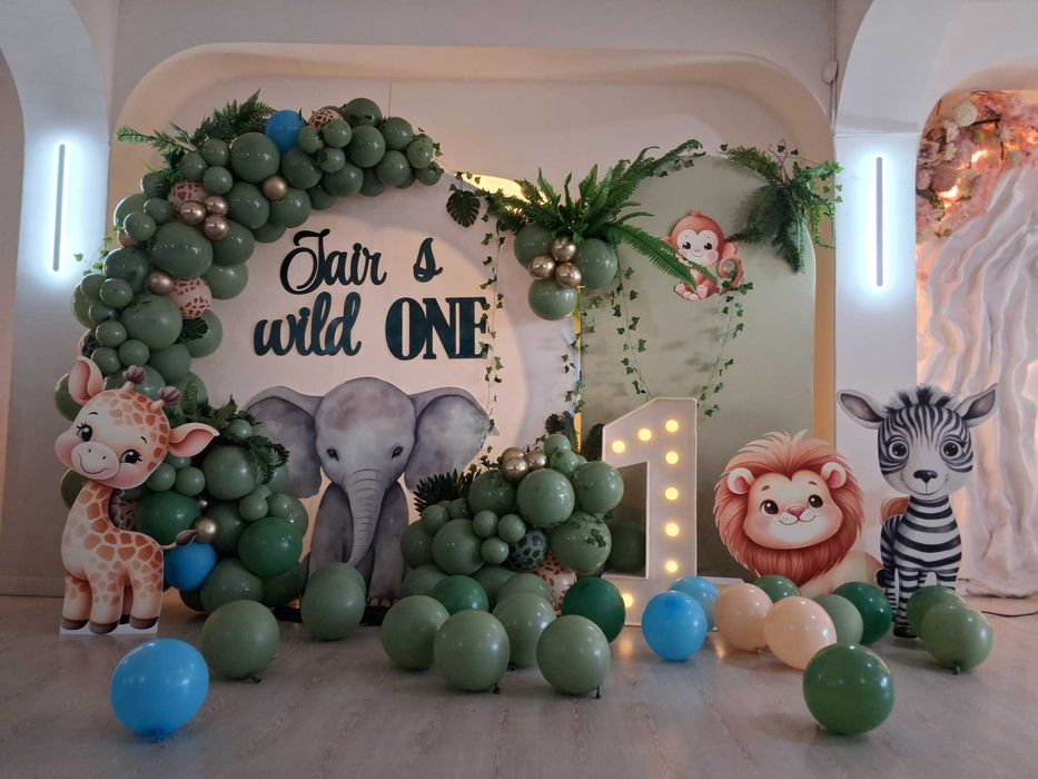 Arcada baloane majorat Aranjamente baloane aniversare / zi nastere Decor foto baloane Panou gender reveal Photo corner petrecere 18 ani Decor botez