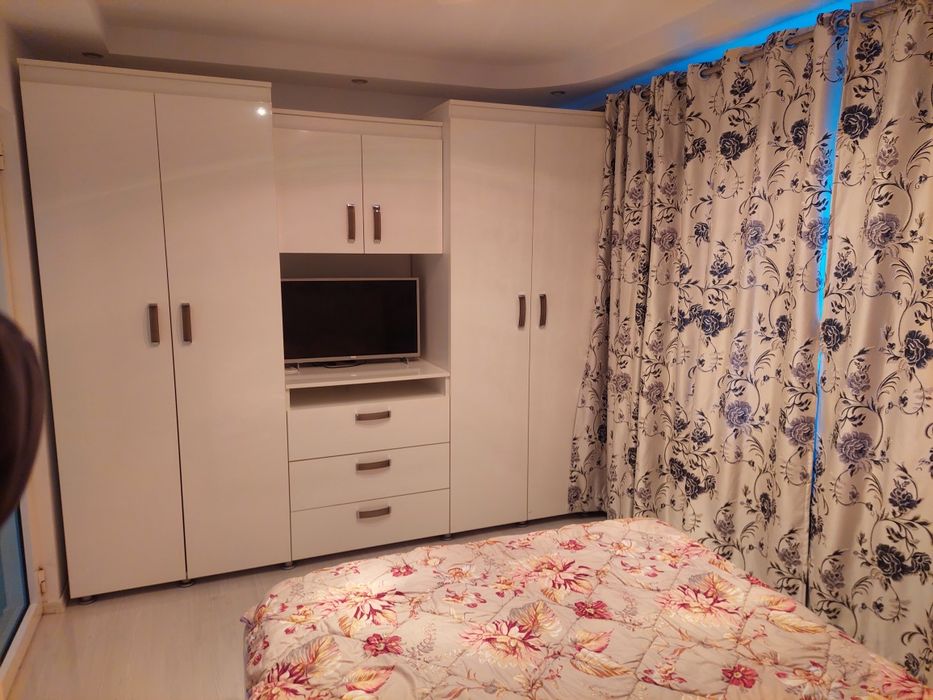 APARTAMENT  3  CAMERE  / Zonă  Centrală  /