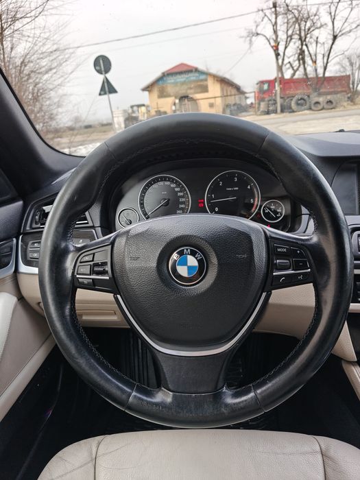 BMW 5 Series 2011 — imagine 5