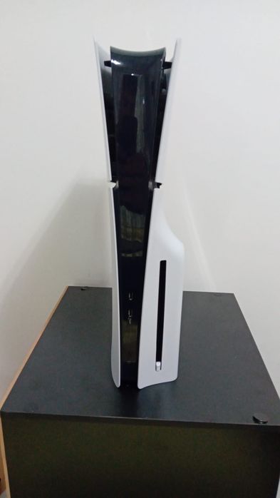 Play Station 5 Slim