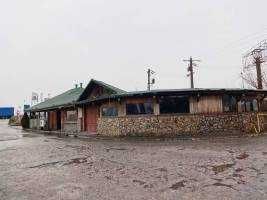 Constructii si teren - hotel si terasa