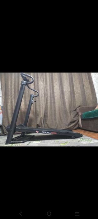 Продам беговую дорожку