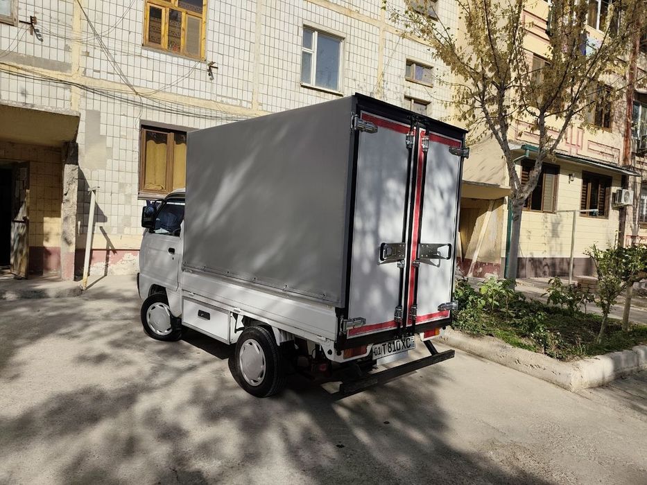 Labo sotiladi faqat naxtga kraskasi bor